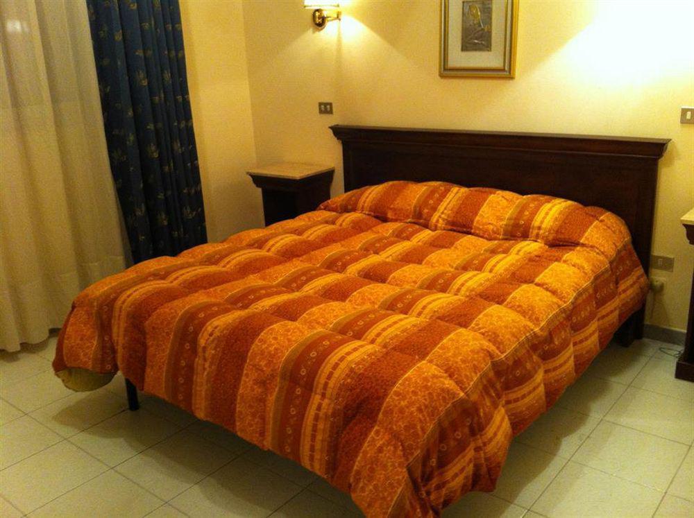 Cappello Hotel Lecce Exterior foto